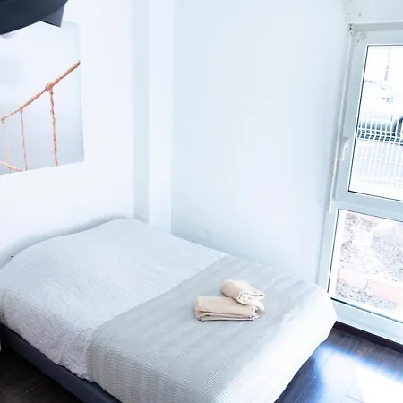 3p Proche Centre Apartamento *